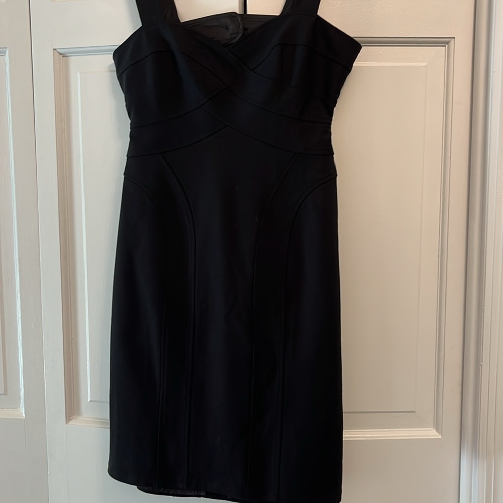 Black midi dress with open back 🖤